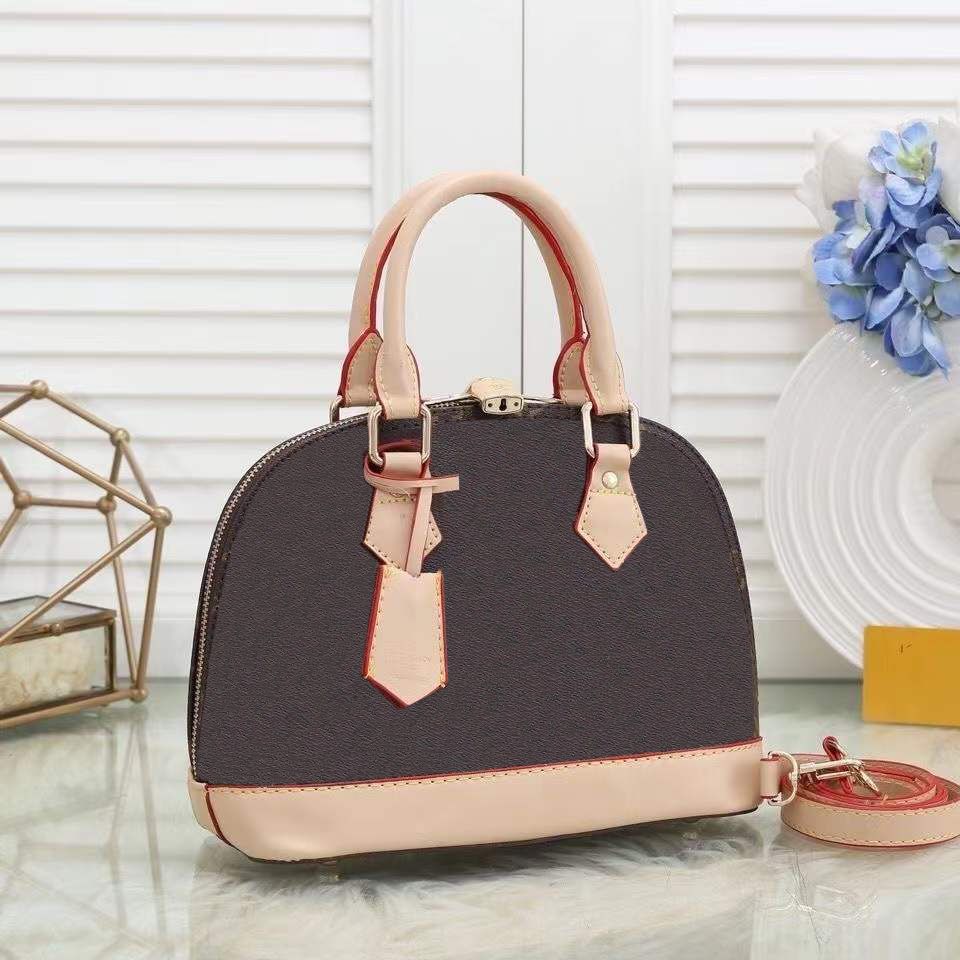 Women's tote bag Designers handbags luxurys women classic shell totes shoulder Bags superior quality Messenger purse high-capacity with orange box style good nice, No.2
Women's tote bag Designers handbags luxurys women classic shell totes shoulder Bags superior quality Messenger purse high-capacity with orange box style good nice, No.2