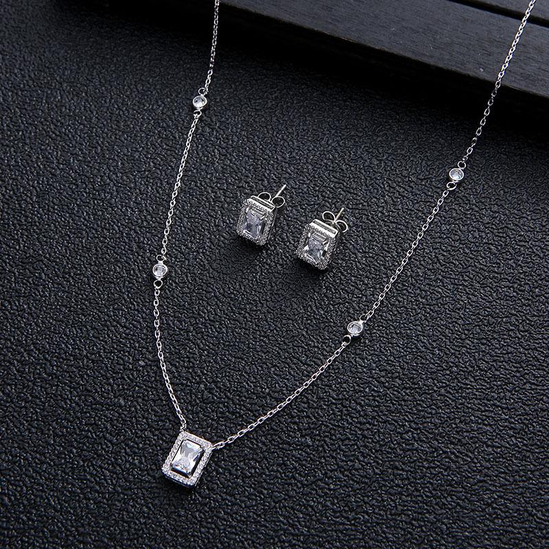 Earrings & Necklace Funmode Simple Design Silve Color Link Chain Bridal Wedding Jewelry Set For Women Earring Wholesale FS182, Silver
Earrings & Necklace Funmode Simple Design Silve Color Link Chain Bridal Wedding Jewelry Set For Women Earring Wholesale FS182, Silver