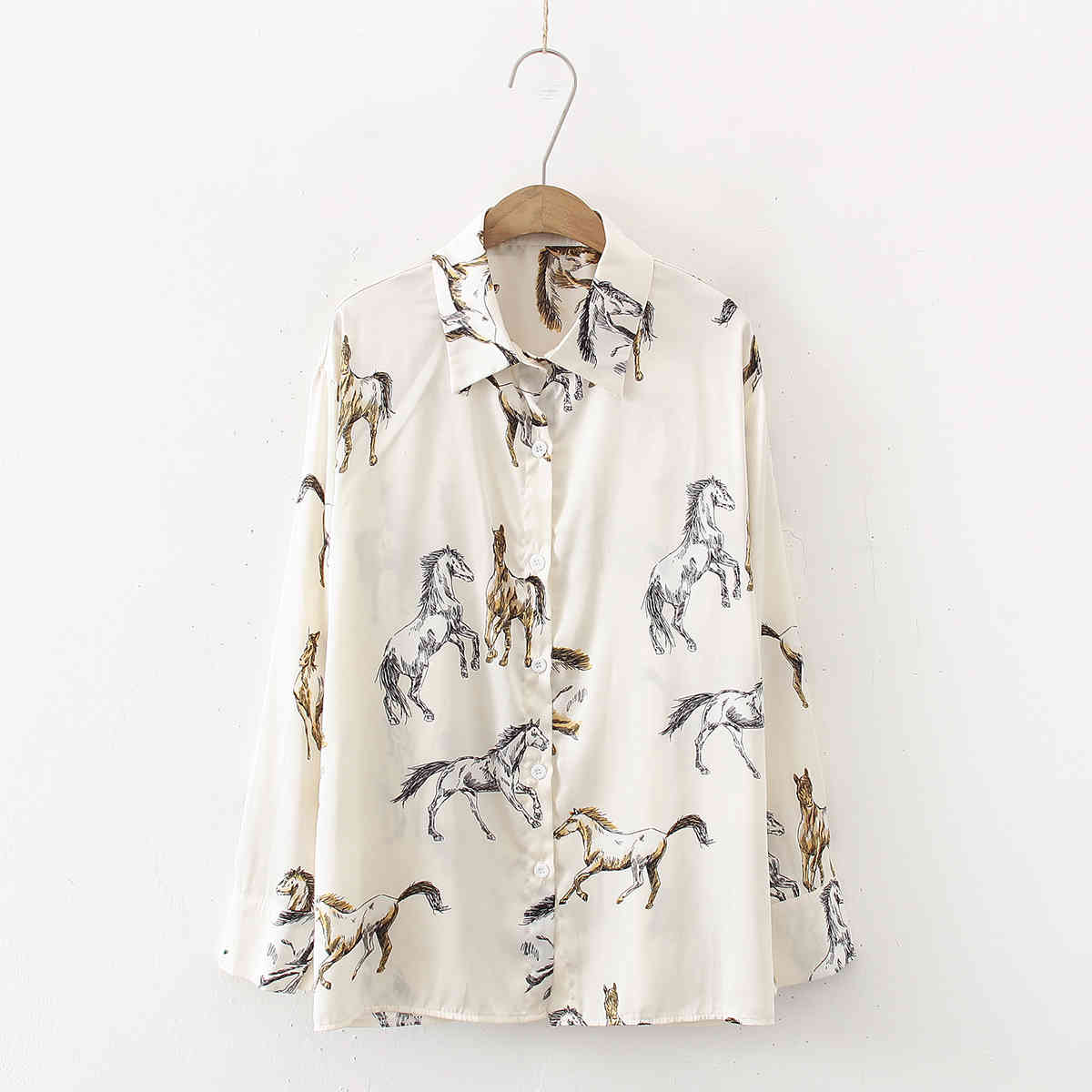 New Women Vintage Animal Horse Print Satin Blouse Full Sleeve Button Up Turn Down Collar Shirt Casual Office Lady Autumn Tops T1 210430