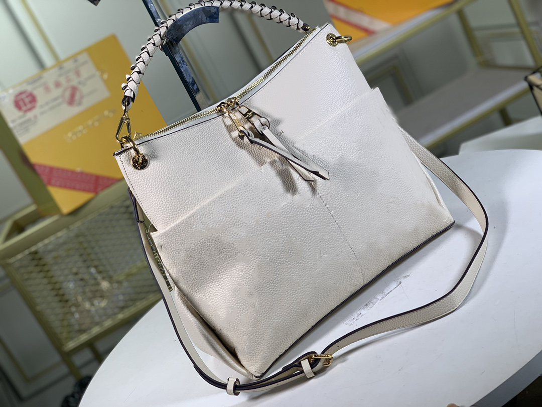 2021 fashion brand luxury shopping bag designer handbag flower design high quality women's large capacity lattice, 3 45522
2021 fashion brand luxury shopping bag designer handbag flower design high quality women's large capacity lattice, 3 45522