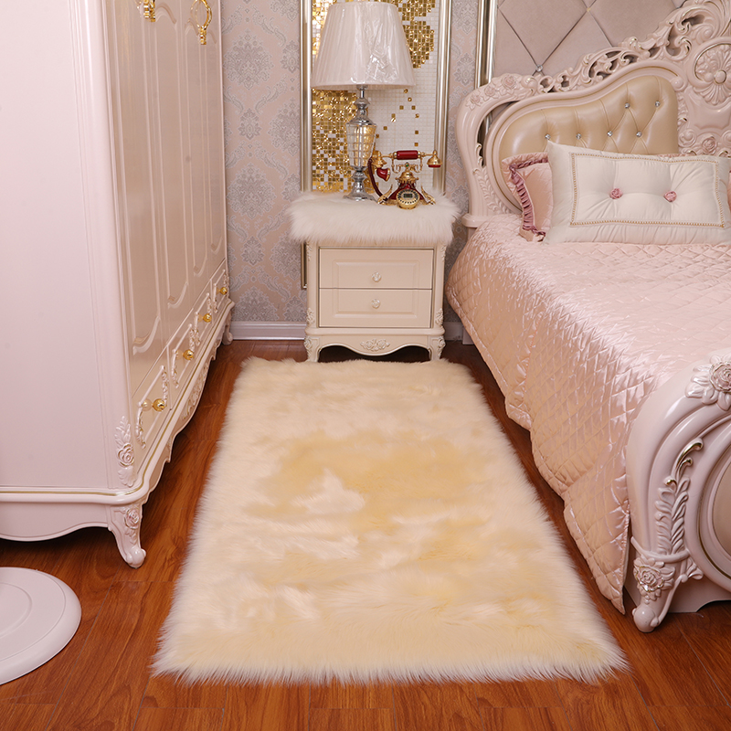 Plush carpet bedroom fur imitation wool bedside irregular blanket washable seat rectangular cushion
Plush carpet bedroom fur imitation wool bedside irregular blanket washable seat rectangular cushion