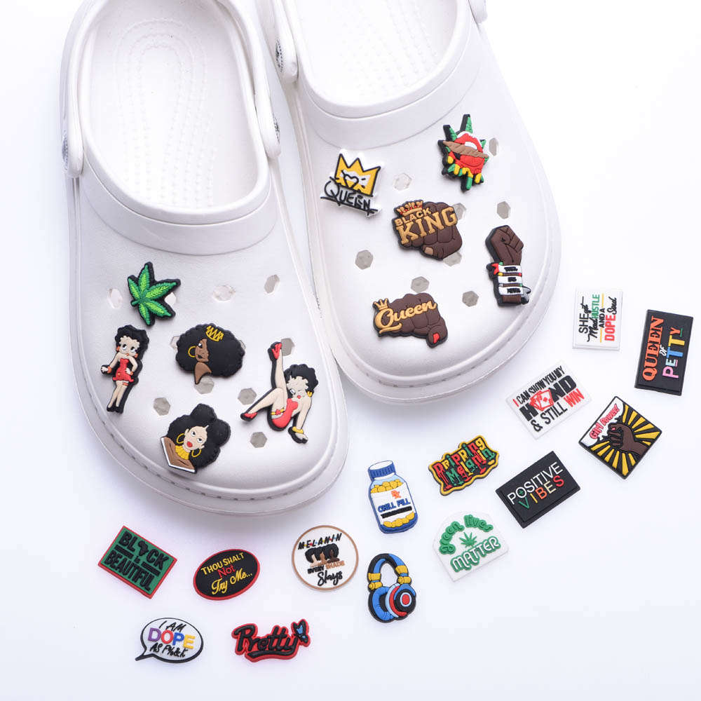 link 1Pcs Pvc Croc Charms Children Cartoon Shoes Accessories Decorations Bells Button Charm for Sandals and Bracelets, Black
link 1Pcs Pvc Croc Charms Children Cartoon Shoes Accessories Decorations Bells Button Charm for Sandals and Bracelets, Black