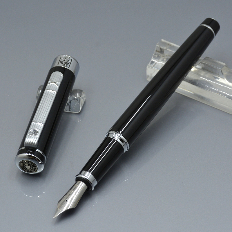 wholesale Brand 902 Wine red and Black Classic Fountain pen With Golden Relief Cap 22K NIB Writing office school supplies High quality ink pens