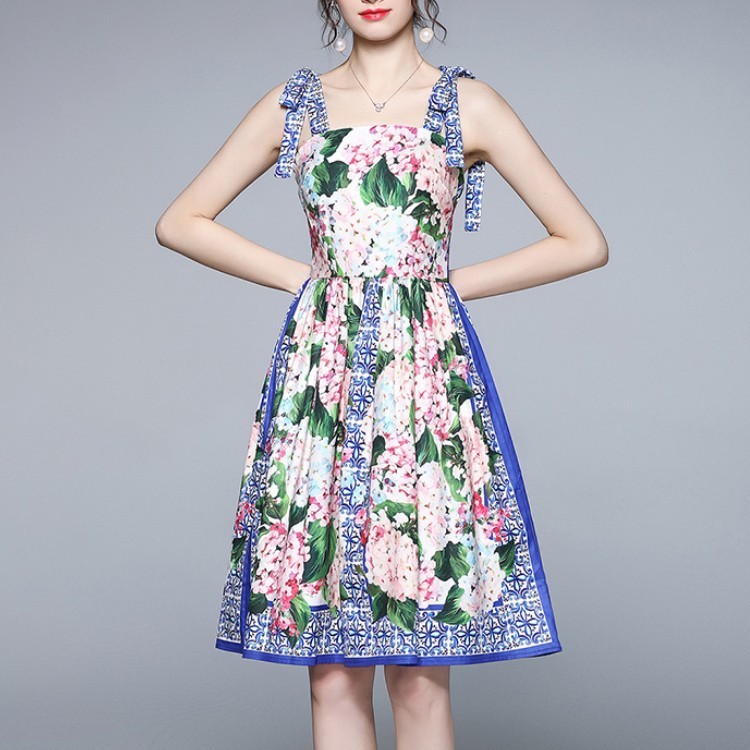 Fashion Summer Boho Dress Women's Spaghetti Strap Blue and white Floral Printed Casual Slim Dress vestidos 210518, Photo color
Fashion Summer Boho Dress Women's Spaghetti Strap Blue and white Floral Printed Casual Slim Dress vestidos 210518, Photo color