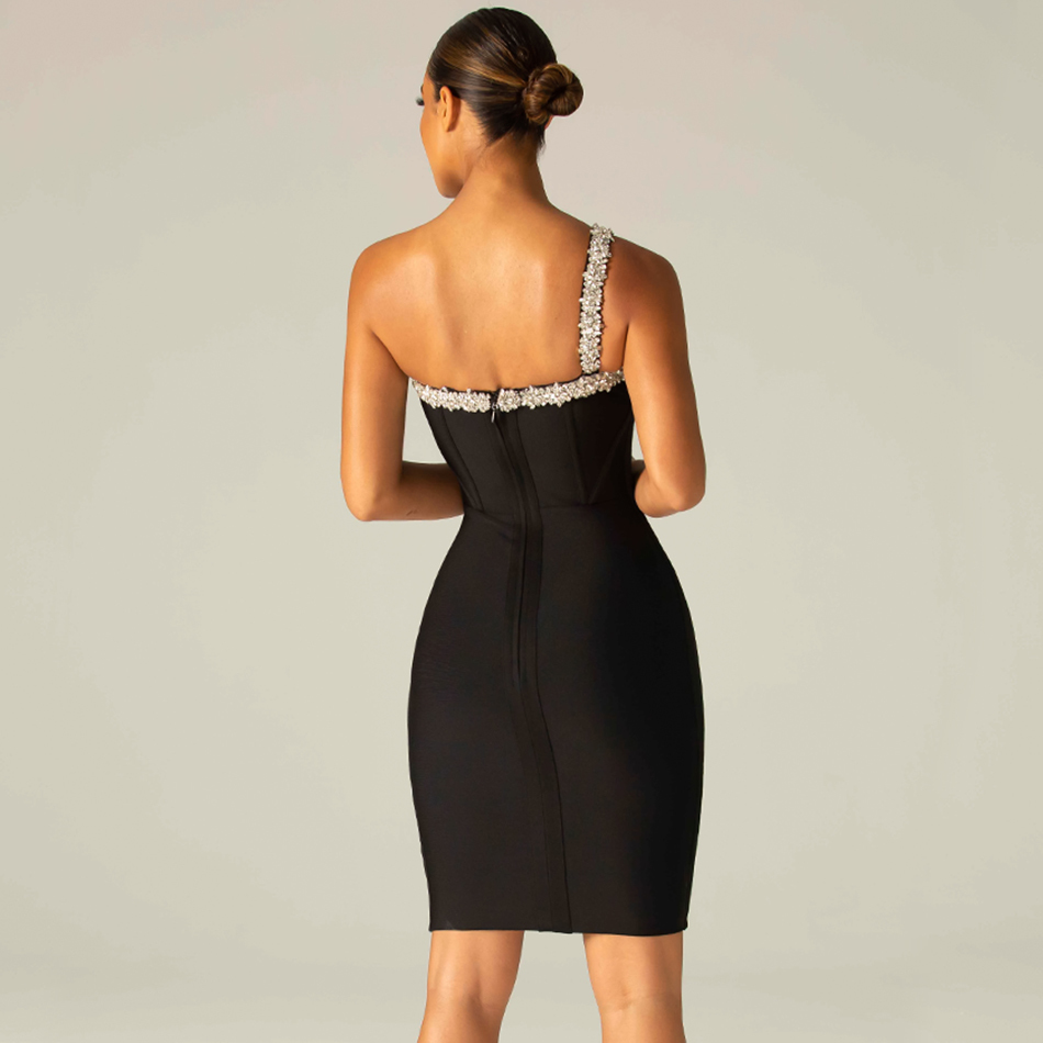 Free High Quality Black One Shoulder Sparkly Beading Rayon Bandage Dress Elegant Cocktail Party Vestidos 210524