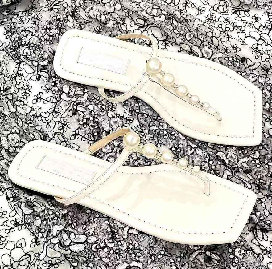 Ladies Luxurious Muller Sandal Alaina Slide Flats shoes Ankle Strap Peep-toe Sandals Wedding Party Comfort Booty JIMMYs CHOOs ydw
Ladies Luxurious Muller Sandal Alaina Slide Flats shoes Ankle Strap Peep-toe Sandals Wedding Party Comfort Booty JIMMYs CHOOs ydw