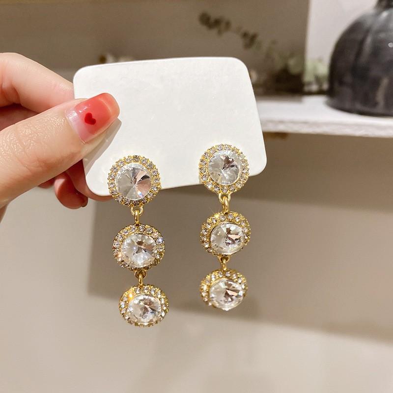 Dangle & Chandelier 2021 Fashion Sweet Crystal Drop Earrings Contracted Geometric Circular Modelling Atmosphere Fresh Joker Women
Dangle & Chandelier 2021 Fashion Sweet Crystal Drop Earrings Contracted Geometric Circular Modelling Atmosphere Fresh Joker Women