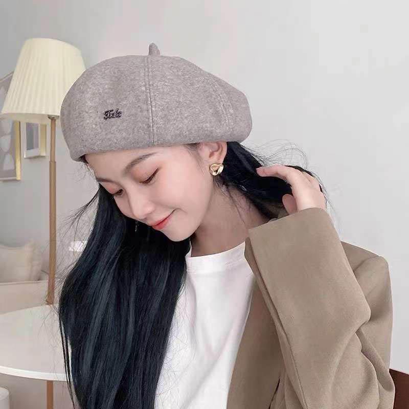 Berets MAXSITI U Woolen Beret Women Hand Sewn Letters Fashion Painter's Hat Vintage Pumpkin Cap Ladies Mushroom, Black
Berets MAXSITI U Woolen Beret Women Hand Sewn Letters Fashion Painter's Hat Vintage Pumpkin Cap Ladies Mushroom, Black