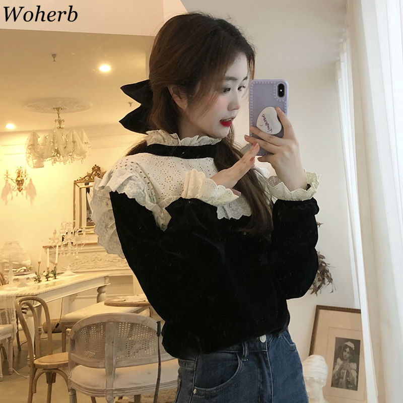 Blouses Women Turtleneck Lace Patchwork Loose Velvet Shirts Spring Korean Chic Blouse Vintage Temperament Ladies Tops 210519