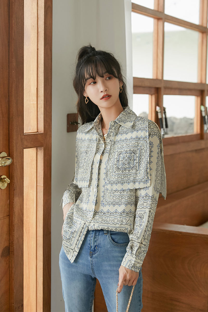 Vintage Rayon Long Sleeve Blouse Fall Women Floral Print Button Up Collar Shirt Shoulderette European Clothing 210427