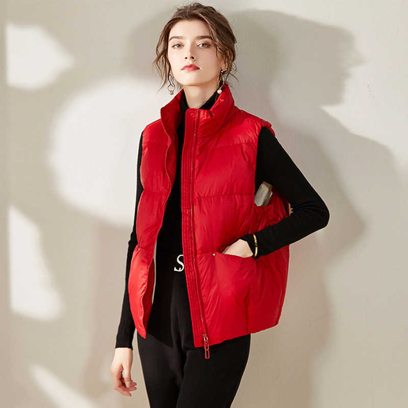 Women Sleeveless Women's Ultra Light Duck Down Vests Loose Jacket Girl Gilet Lightweight Windproof Female Warm Waistcoat 210910