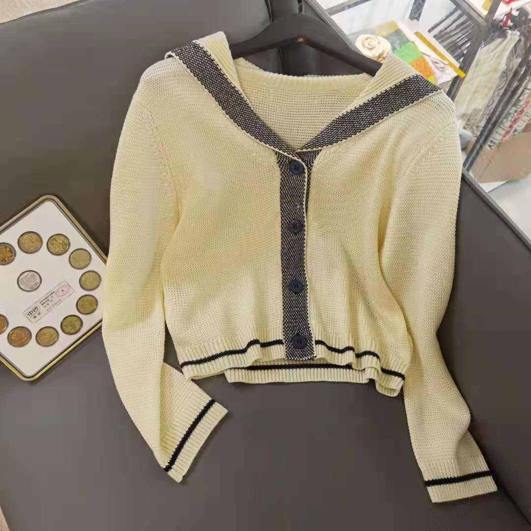 2021 FW Apricot Women's Sweaters Designer 100% Wool Letter Jacquard Sweatshirts For Women Pullovers With Hoodies 72447, As shown
2021 FW Apricot Women's Sweaters Designer 100% Wool Letter Jacquard Sweatshirts For Women Pullovers With Hoodies 72447, As shown