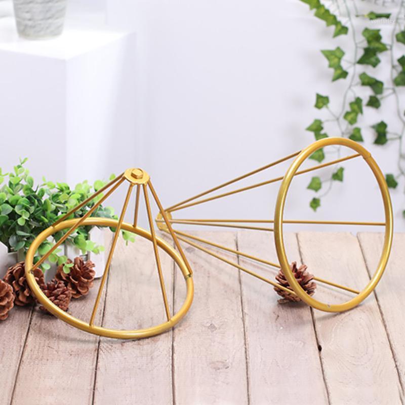 Party Decoration Tabletop Arrangement Risers Flower Centerpiece Stand Wedding Festival Geometric Column Prop Iron Event Celebration
Party Decoration Tabletop Arrangement Risers Flower Centerpiece Stand Wedding Festival Geometric Column Prop Iron Event Celebration