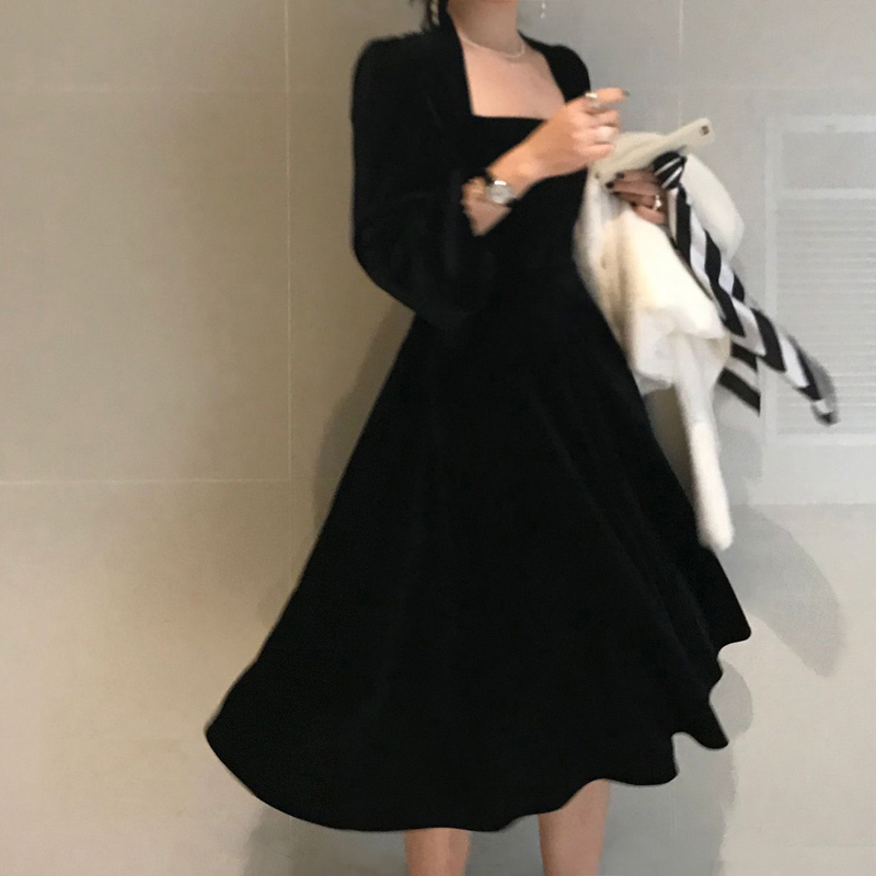 Square collar Party Female Vintage Dress Black Long Sleeve Women Dresses Evening Maxi Robe Vestido velvet little dress 265J 210420