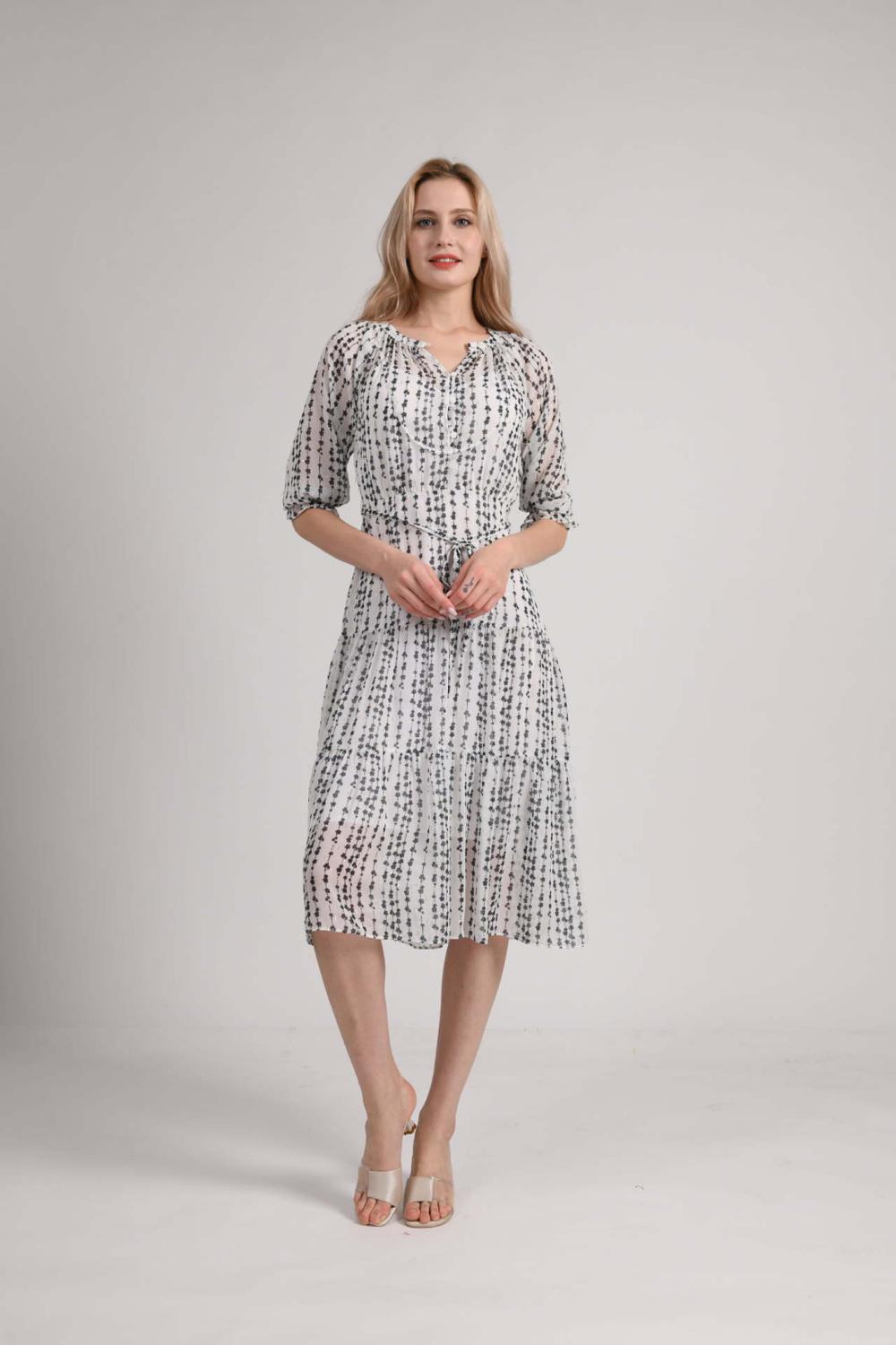 2021 New arrived fashion High waist lace up black and white silk dress high end print dress, J1
2021 New arrived fashion High waist lace up black and white silk dress high end print dress, J1