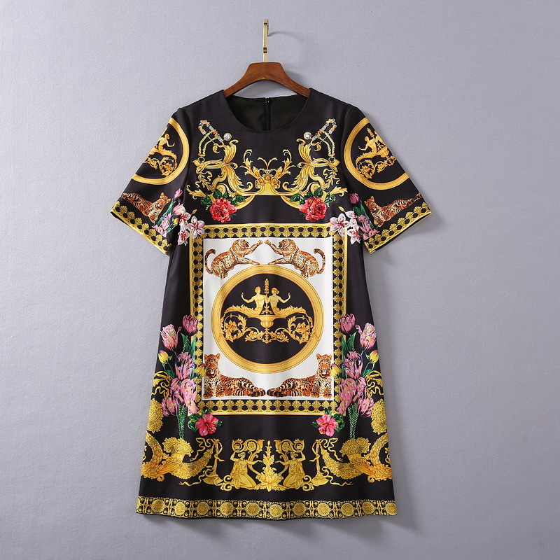 Casual Dresses Europe vintage female style 2021 will see trails retro printing beads loose c277, Pink.
Casual Dresses Europe vintage female style 2021 will see trails retro printing beads loose c277, Pink.
