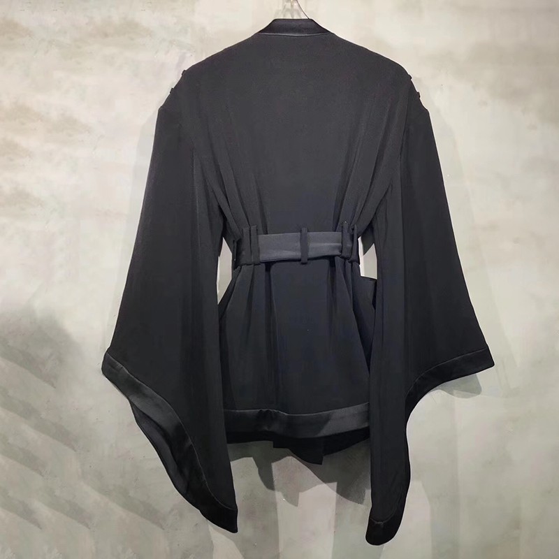 VGH Patchwork Elegant Women's Coat V Neck Long Flare Sleeve Casual Loose Pockets Black Coats Female Fashion Clothing Autumn 210421