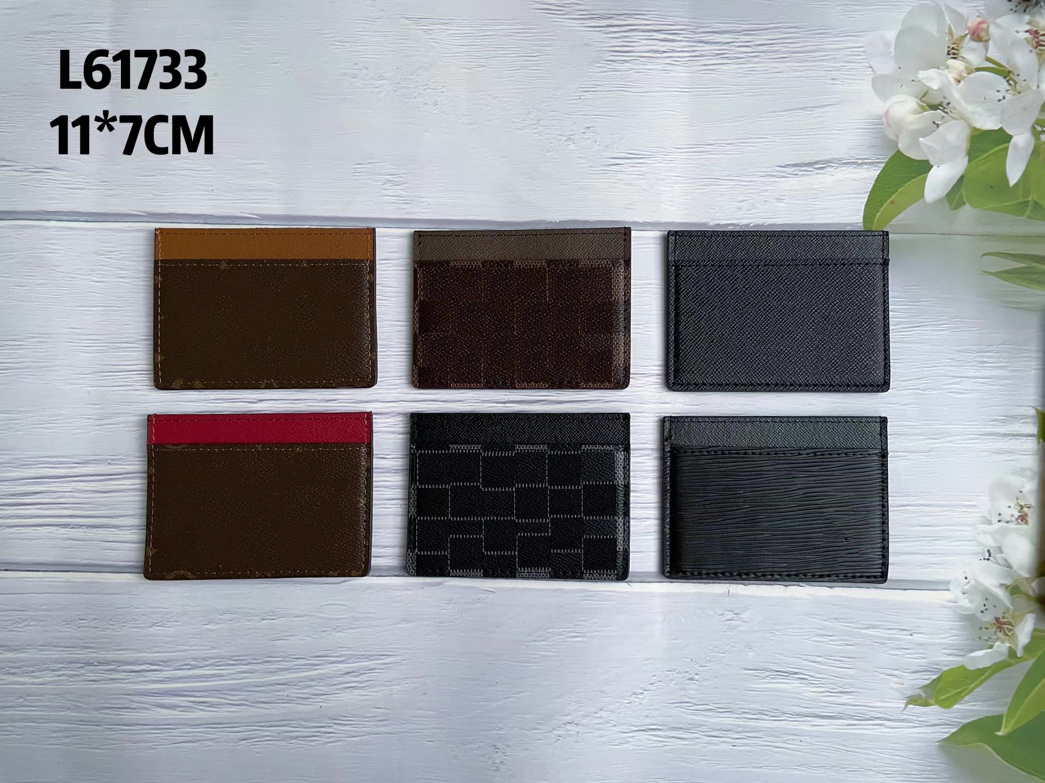 Luxury Designer Women And Men Card Holder Mono Gram Flower Black Plaid Grid Leather With Box, Red brown flower
Luxury Designer Women And Men Card Holder Mono Gram Flower Black Plaid Grid Leather With Box, Red brown flower