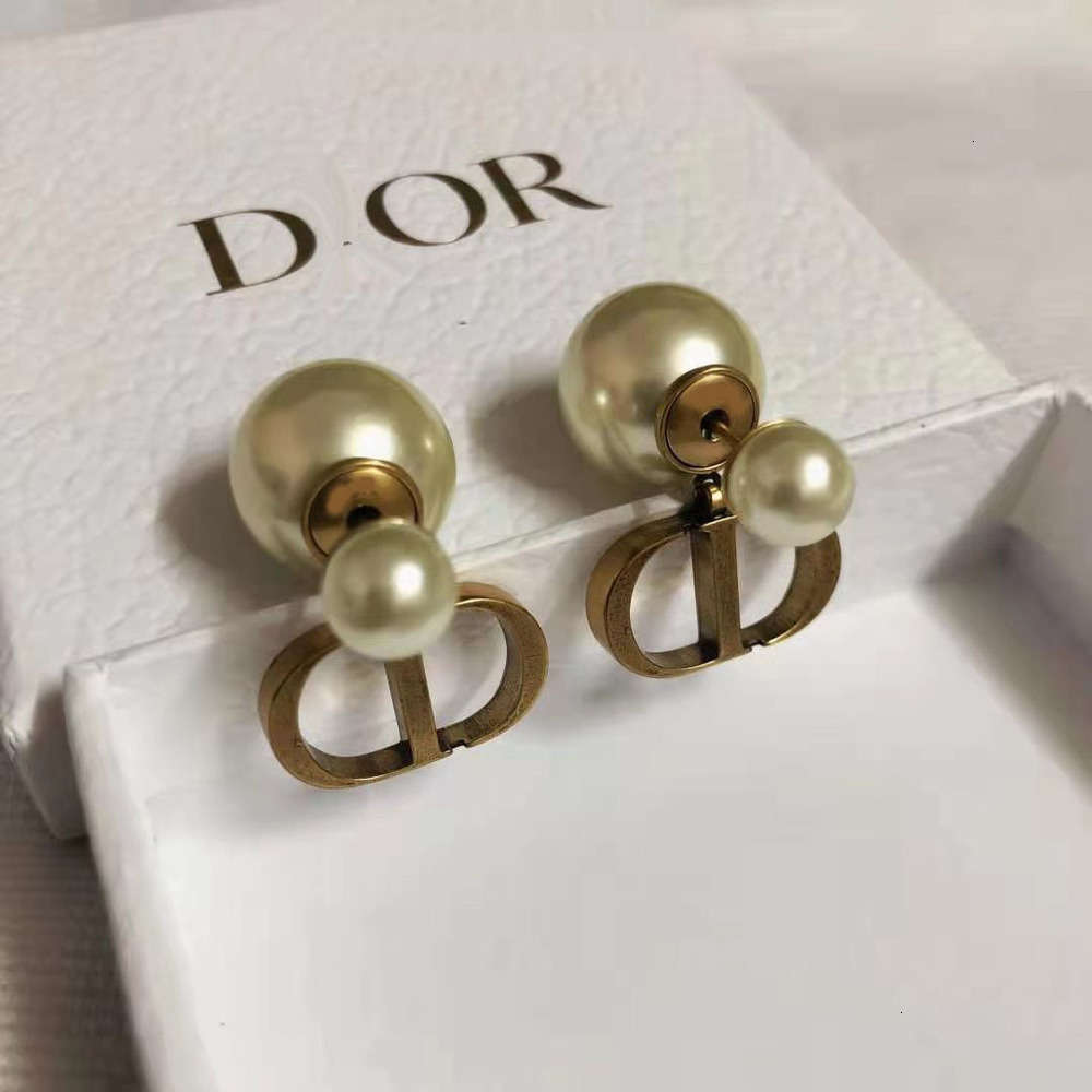 Dangle & Chandelier D's / Dijia CD pearl simple women's Brass anti allergy earrings, Silver
Dangle & Chandelier D's / Dijia CD pearl simple women's Brass anti allergy earrings, Silver