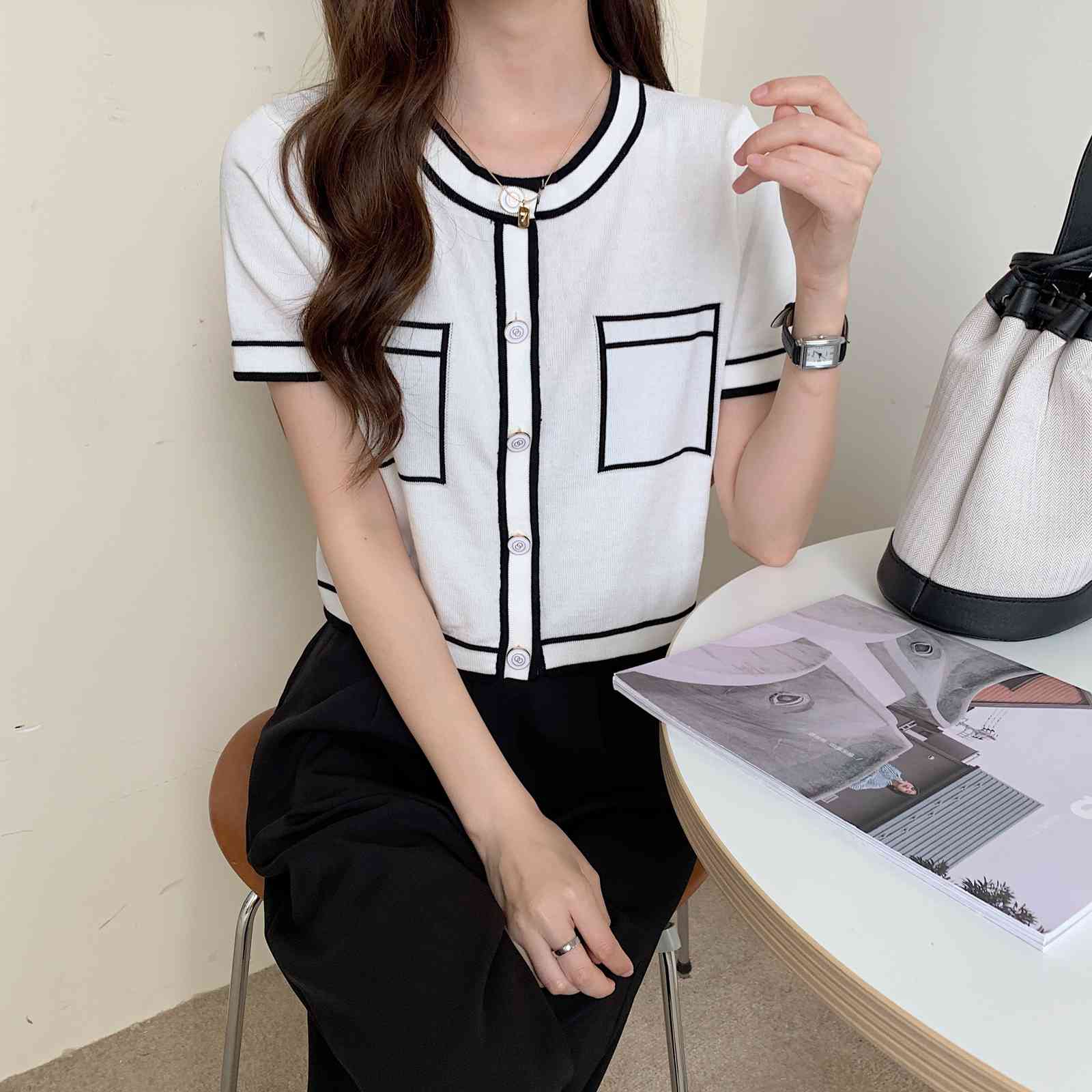 Women Vintage Ladies Elegant O-Neck Short Sleeve Buttons Cardigan Summer Fashion Knitted Tops 210519
