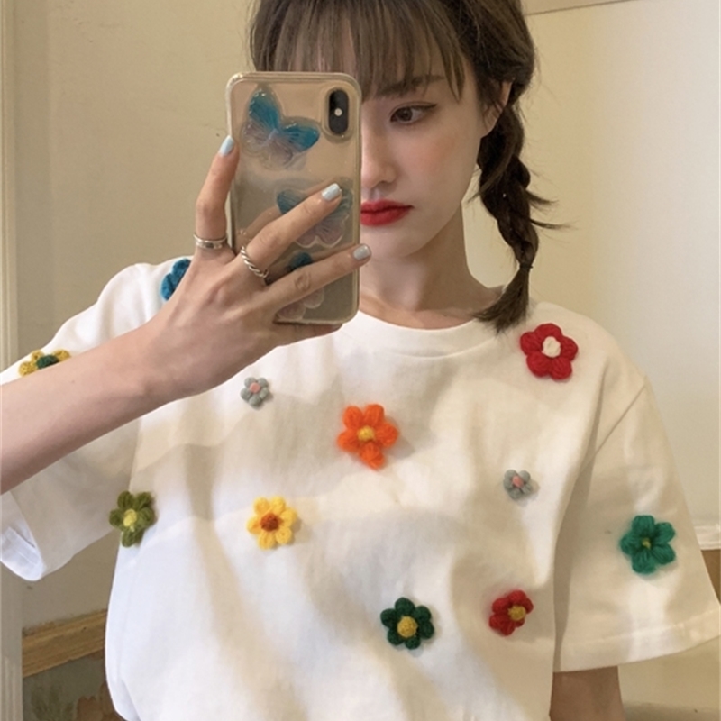 Short Tshirts for Women Summer Sweet Flower Decoration Fresh Kawaii Woman Tops Fashion All-match Korean Blouses Tees 210525