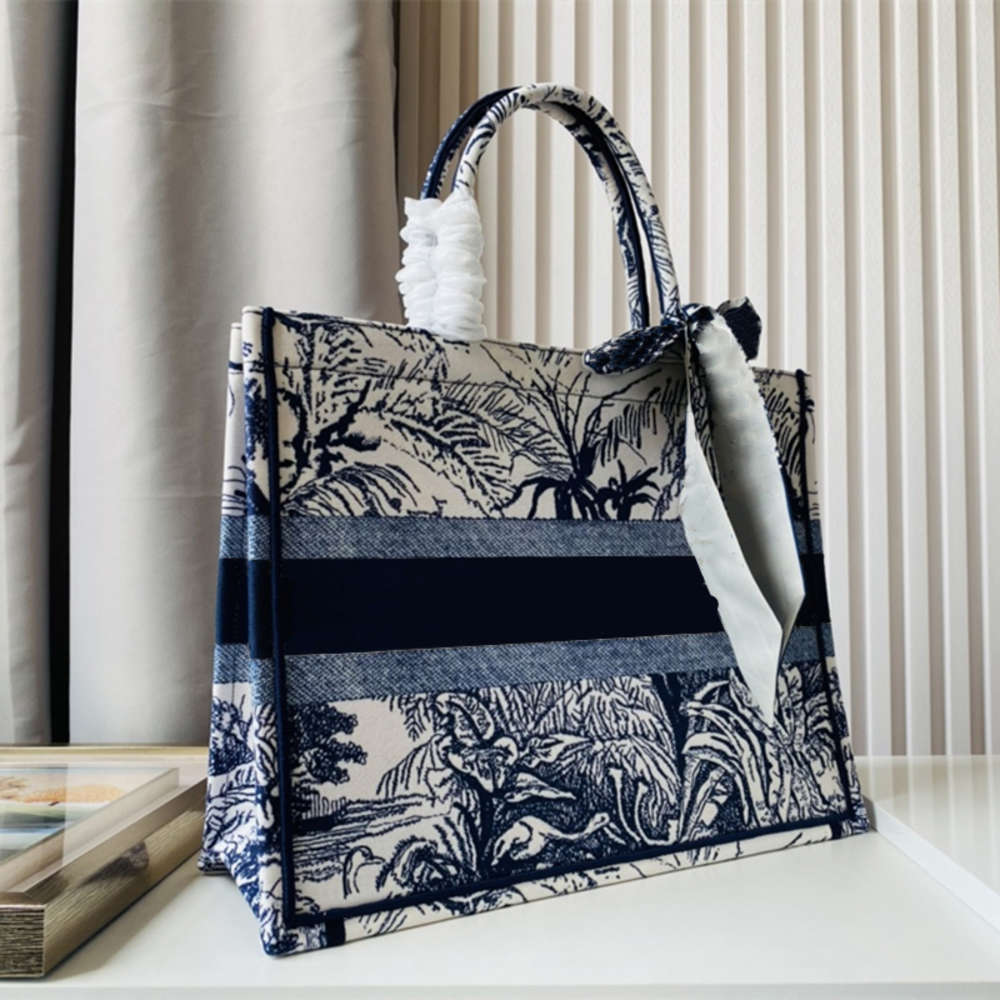 Top Designer Tote Bag Bags Canvas shopping Handbags Classic Shoulder women Luxurys Designers embroidered fashion large capacity big sizeWith logo, Customize
Top Designer Tote Bag Bags Canvas shopping Handbags Classic Shoulder women Luxurys Designers embroidered fashion large capacity big sizeWith logo, Customize