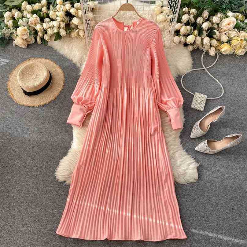 Women Chiffon Long Dress Spring Autumn Loose Puff Sleeve Elegant Pleats es Ladies Boho Robe Vestidos 210525, Green
Women Chiffon Long Dress Spring Autumn Loose Puff Sleeve Elegant Pleats es Ladies Boho Robe Vestidos 210525, Green