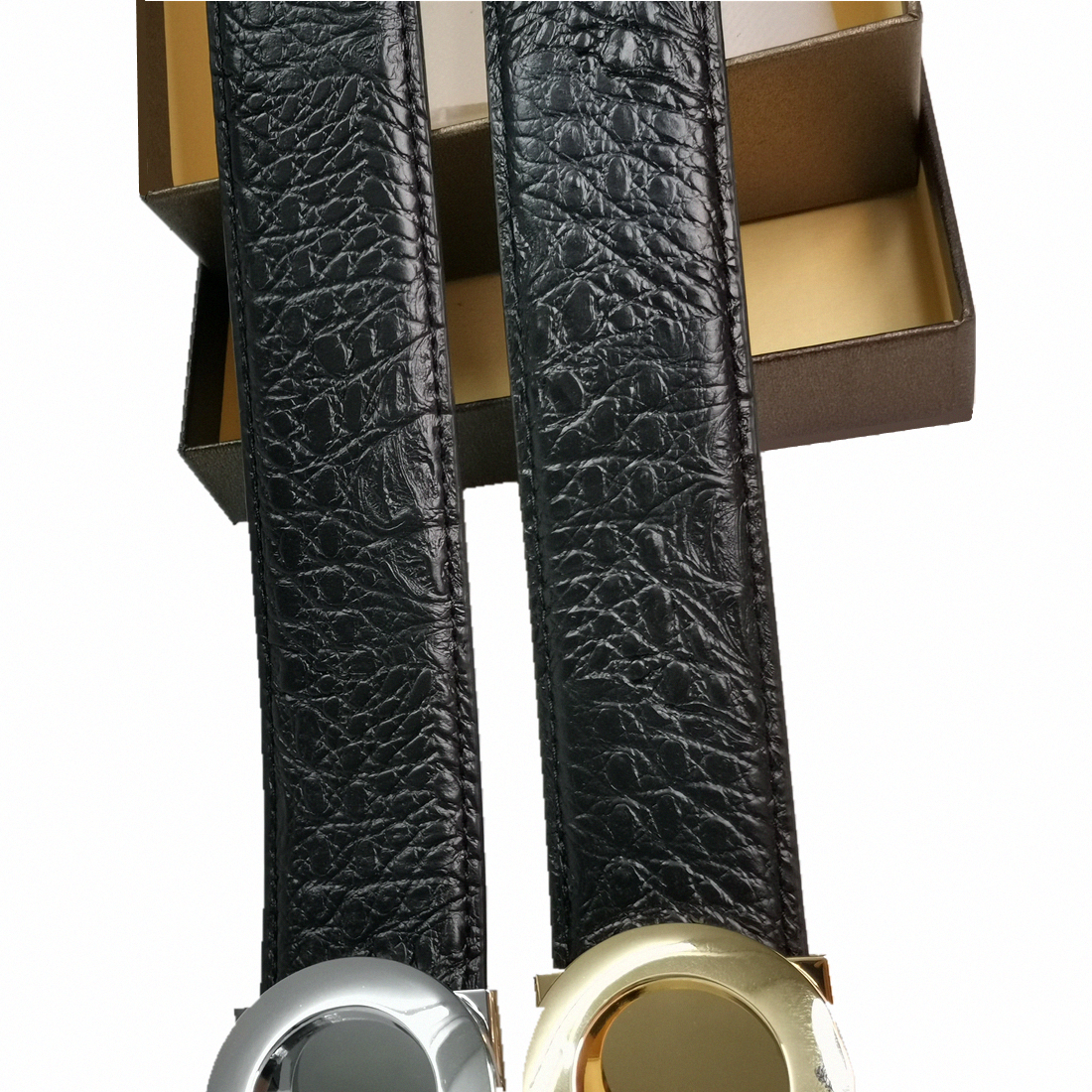 belts for men mens birthday gift belt big Buckle top fashion Genuine leather with box packing, See photo
belts for men mens birthday gift belt big Buckle top fashion Genuine leather with box packing, See photo