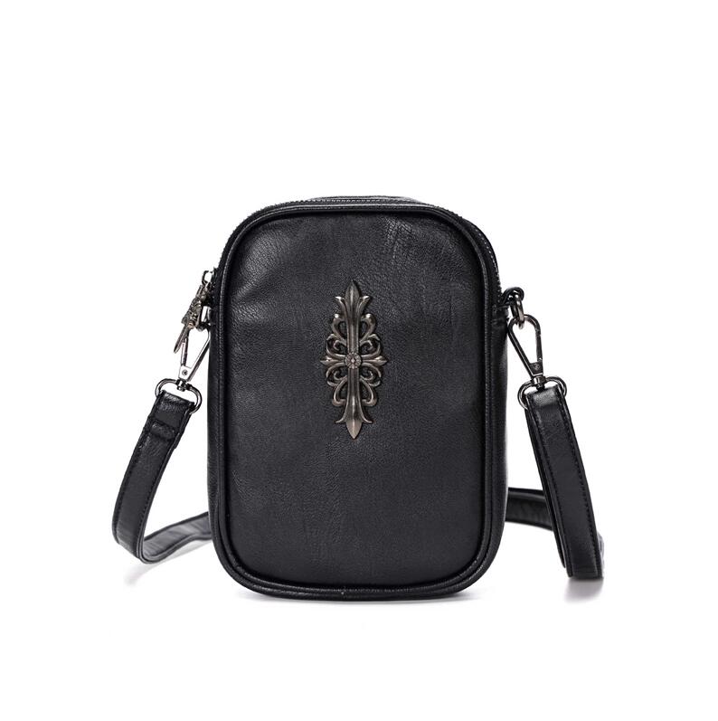 Factory wholesale men bag outdoor leisure leather mini cell phone handbag street personality rivet messenger bags trend color matching polka dot leathers handbags, Black1
Factory wholesale men bag outdoor leisure leather mini cell phone handbag street personality rivet messenger bags trend color matching polka dot leathers handbags, Black1