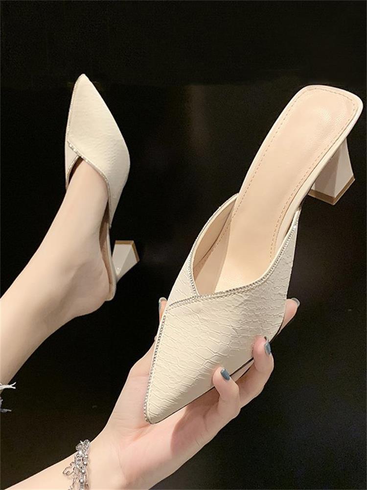 Slippers Pointed Rhinestone Temperament Ladies High-heeled Summer Elegant Fashion Solid Color Baotou Half-drag Outside Wear., Black
Slippers Pointed Rhinestone Temperament Ladies High-heeled Summer Elegant Fashion Solid Color Baotou Half-drag Outside Wear., Black