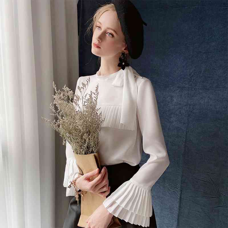 Dabuwawa Elegant Pleated Front Blouse Women Autumn Ruffle Sleeve Bow Neck Casual Solid Blouses Shirts Office Lady DT1CST005 210520