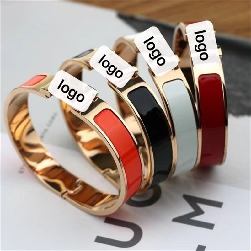 Aijia H letter enamel titanium steel plated 18k rose gold gift lovers Bracelet star same 2CO3, Black
Aijia H letter enamel titanium steel plated 18k rose gold gift lovers Bracelet star same 2CO3, Black