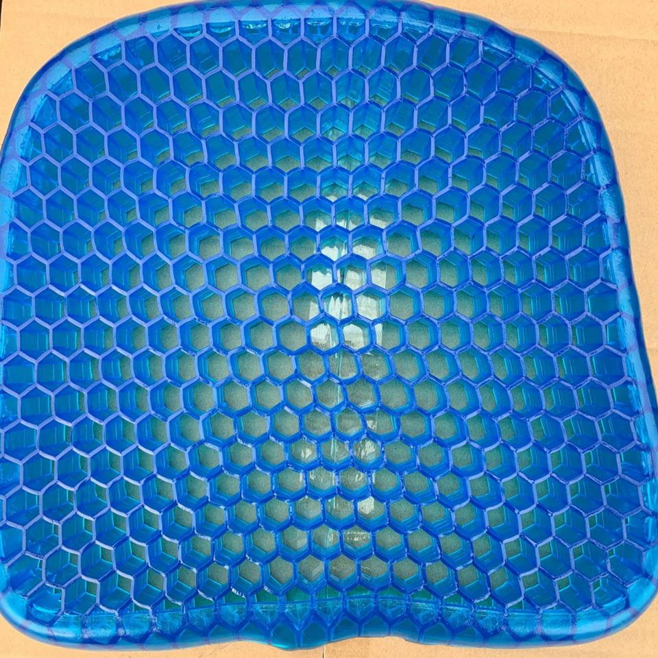 Honeycomb Cooling Pad Icet Cushion with Black Non-slip Comfortable Massage Seat Office Chair Health Care Pain Release