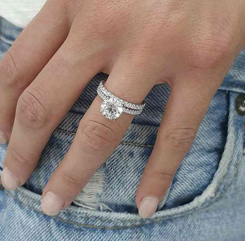 Simple Sets Rings For Women S925 Silver Couple Cubic Zirconia Set Ring Bridal Wedding Engagement Fine Jewelry Drop
Simple Sets Rings For Women S925 Silver Couple Cubic Zirconia Set Ring Bridal Wedding Engagement Fine Jewelry Drop
