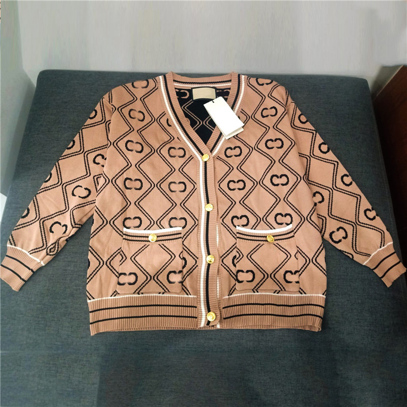 Double Side Color Designer Sweaters Letter Jacquard Knitted Cardigan Coat Women Sweater Jacket With Tags, 1#
Double Side Color Designer Sweaters Letter Jacquard Knitted Cardigan Coat Women Sweater Jacket With Tags, 1#