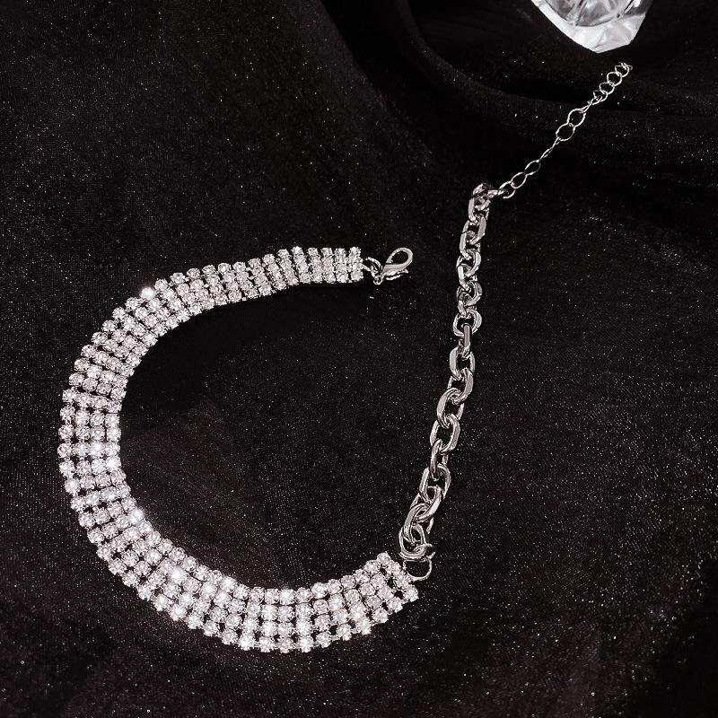 Chokers Stitching Zircon Necklace Trend Fashion Personality Clavicle Chain Wild Short Woman Unique Jewelry Gift
Chokers Stitching Zircon Necklace Trend Fashion Personality Clavicle Chain Wild Short Woman Unique Jewelry Gift