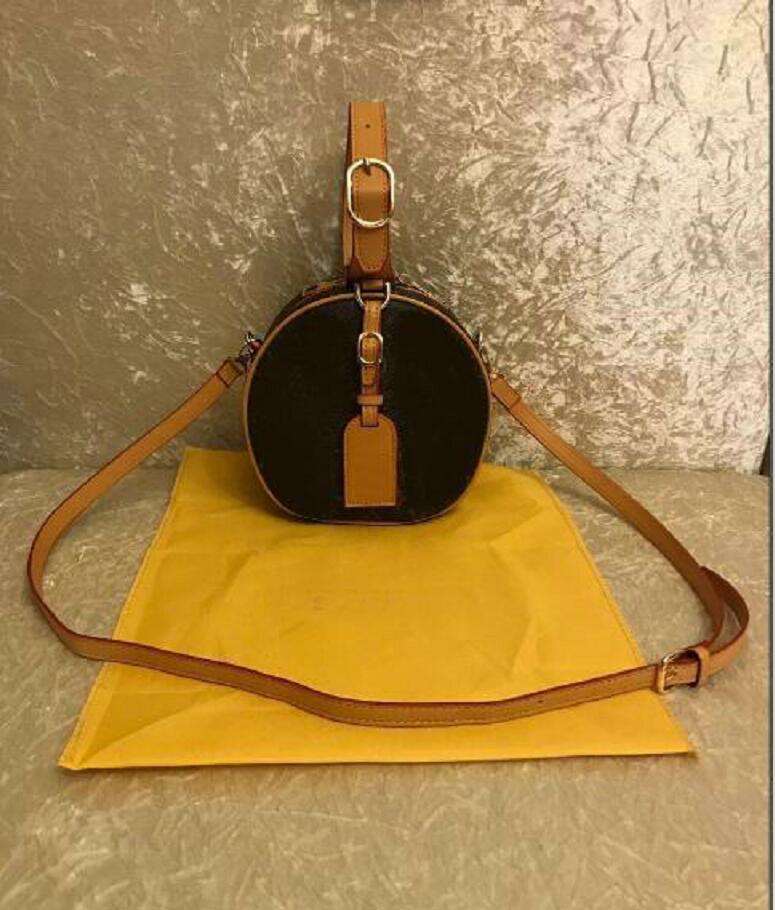 Brand Designer Women Female Shoulder Bag Crossbody Shell Bags Fashion Small Messenger Bag Handbags Leather Retro Bags, Brown
Brand Designer Women Female Shoulder Bag Crossbody Shell Bags Fashion Small Messenger Bag Handbags Leather Retro Bags, Brown