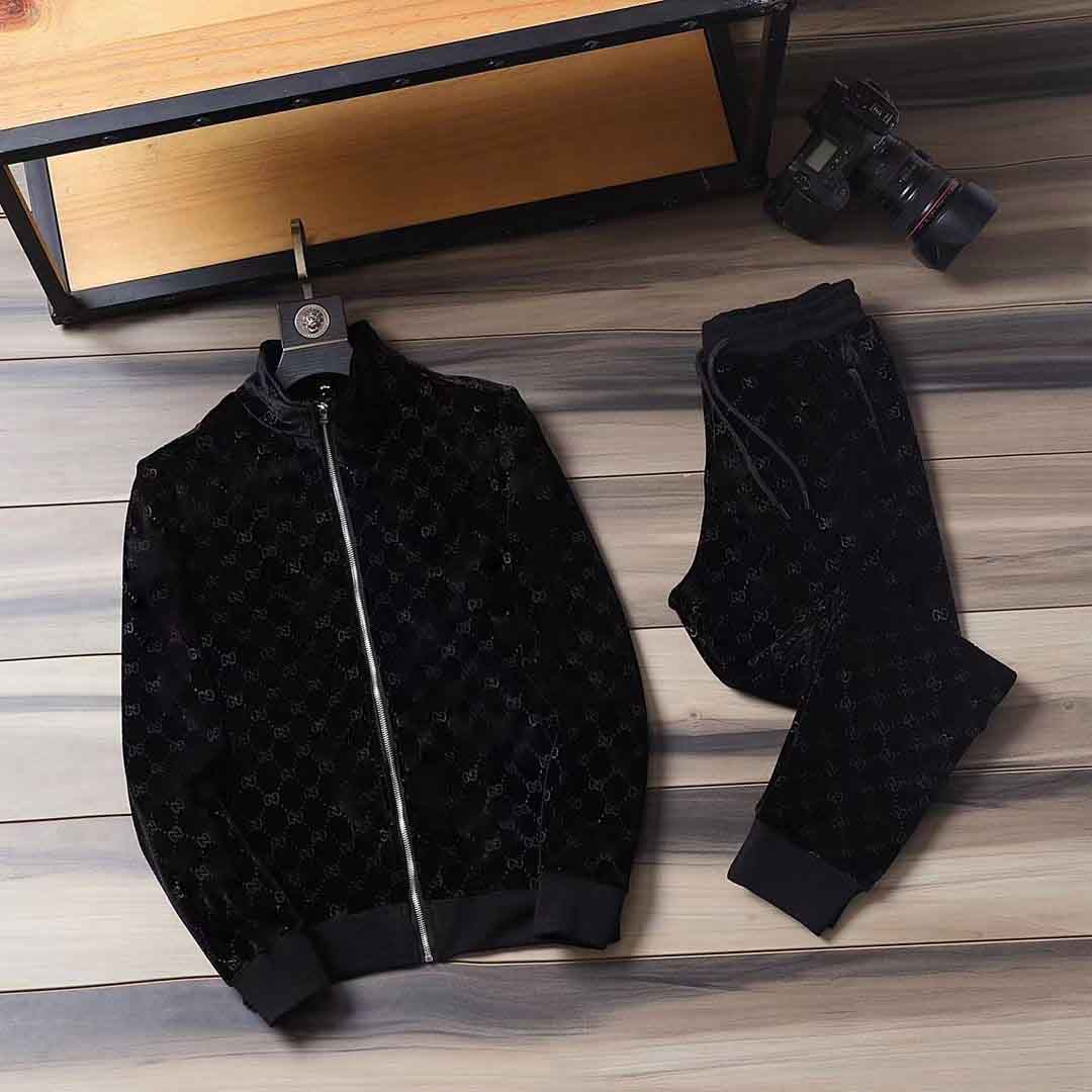 Fashion Mens Womens Tracksuits Sweatshirts Suits Men Track Sweat Suit Coats Man Designers Jackets Hoodies Pants Sweatshirt Sportswear M-3XL, Black
Fashion Mens Womens Tracksuits Sweatshirts Suits Men Track Sweat Suit Coats Man Designers Jackets Hoodies Pants Sweatshirt Sportswear M-3XL, Black