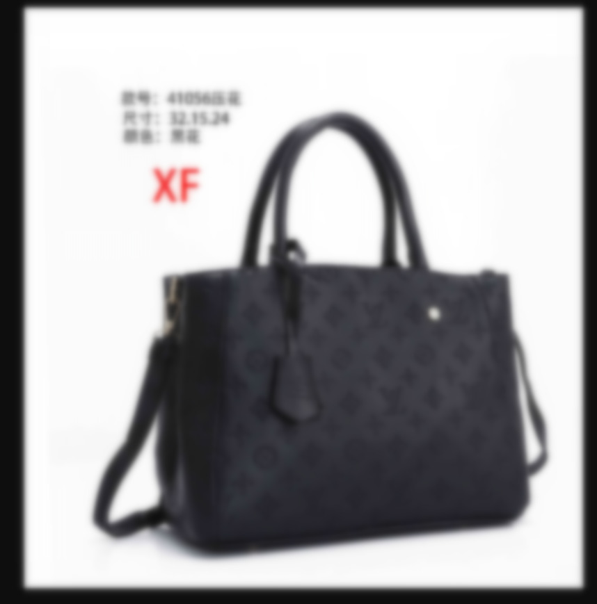LV
Louis
womenHigh quality new handbag ladies chain bag shoulder bag leather waterproof women's 50, Red;black
LV
Louis
womenHigh quality new handbag ladies chain bag shoulder bag leather waterproof women's 50, Red;black