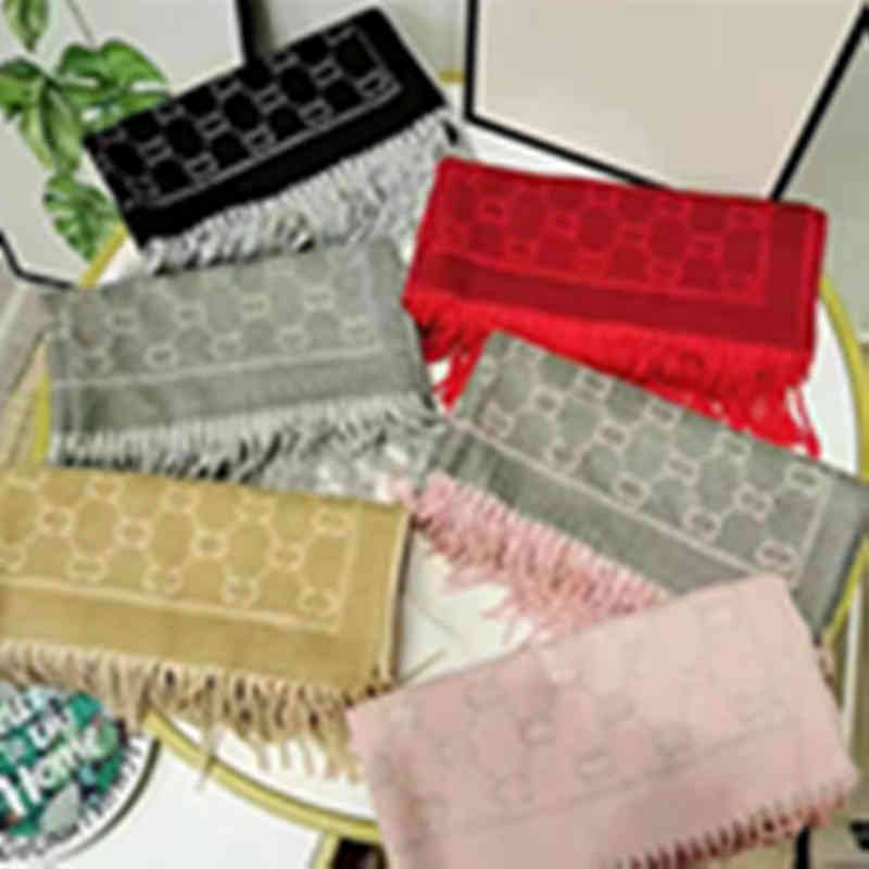 2021 New Scarf Designer Scarves Mens Womens Luxury Classic Letters Check Shawls and Scarfs 6 Colors High Quality Optional with Exquisite
2021 New Scarf Designer Scarves Mens Womens Luxury Classic Letters Check Shawls and Scarfs 6 Colors High Quality Optional with Exquisite