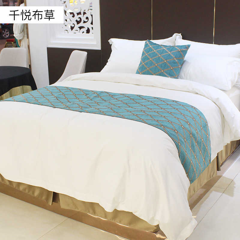 Satin four piece set of pure cotton hotel room bedding white bed sheet home stay quilt cover pillow cover customized by the hotel
Satin four piece set of pure cotton hotel room bedding white bed sheet home stay quilt cover pillow cover customized by the hotel