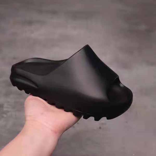 Fashion summer beach slippers design sandals slideshow men and women couple models comfortable casual personality trend flip-flops 36-45, Black
Fashion summer beach slippers design sandals slideshow men and women couple models comfortable casual personality trend flip-flops 36-45, Black