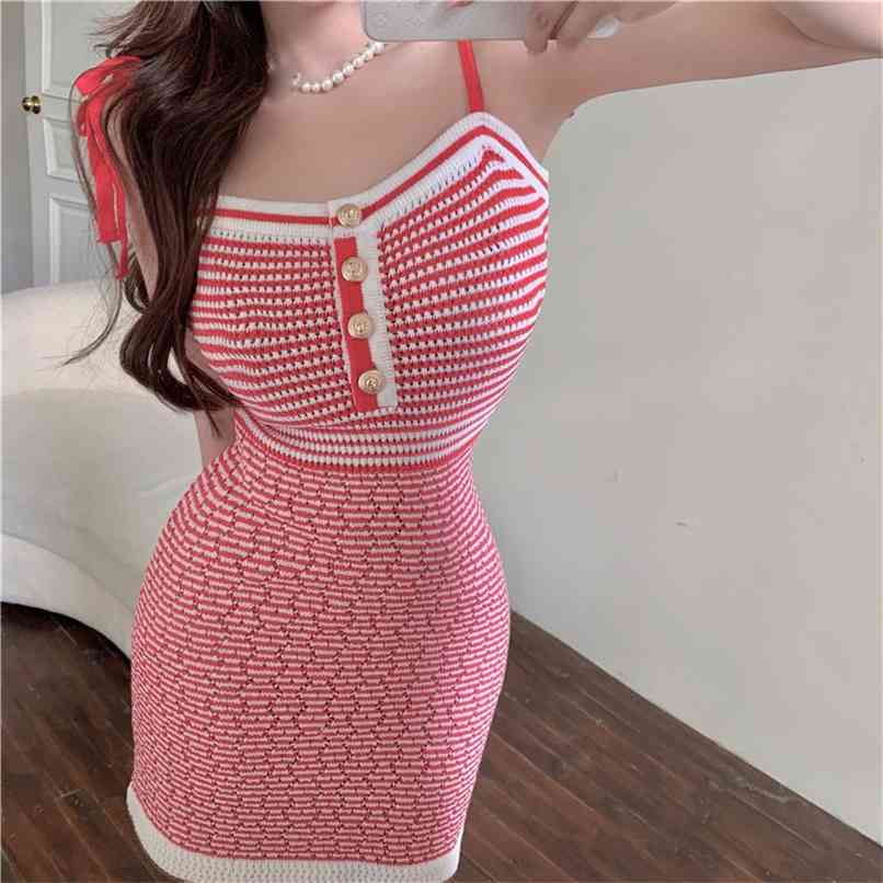 Summer Sexy Slim Sheath Bodycon Knit One Step Suspender Dress Female Retro Red Striped Gold Button Beach Sling 210602
Summer Sexy Slim Sheath Bodycon Knit One Step Suspender Dress Female Retro Red Striped Gold Button Beach Sling 210602