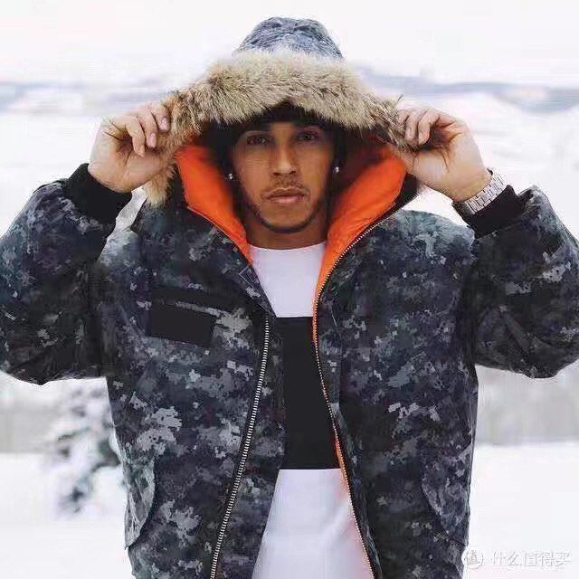 Canada Style New Edition OVO Jacket Down Bomber Jacekt Limited Short Jointly Signed Tickened Warm Winter Down Keeping Outdoor Parka Men Vfbs, Black
Canada Style New Edition OVO Jacket Down Bomber Jacekt Limited Short Jointly Signed Tickened Warm Winter Down Keeping Outdoor Parka Men Vfbs, Black