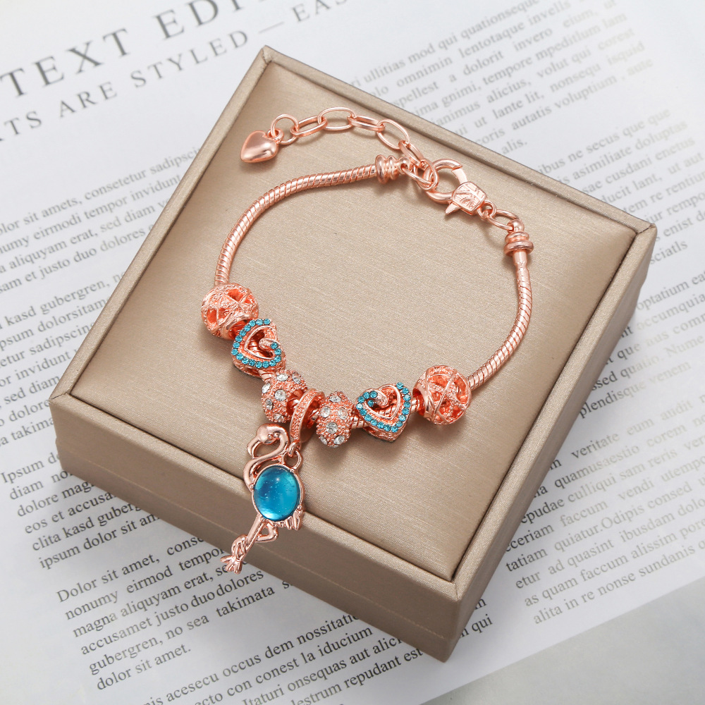 2022 new charm bracelet for women Flamingo decrotive pendants KC gold plated fashion ladies banggle diy beads gift festival, Golden;silver
2022 new charm bracelet for women Flamingo decrotive pendants KC gold plated fashion ladies banggle diy beads gift festival, Golden;silver