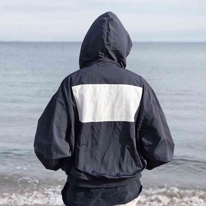 Right feel of God fog co branded NK windbreaker loose OS stormsuit patch jacket men' and women' fashion md, Black
Right feel of God fog co branded NK windbreaker loose OS stormsuit patch jacket men' and women' fashion md, Black