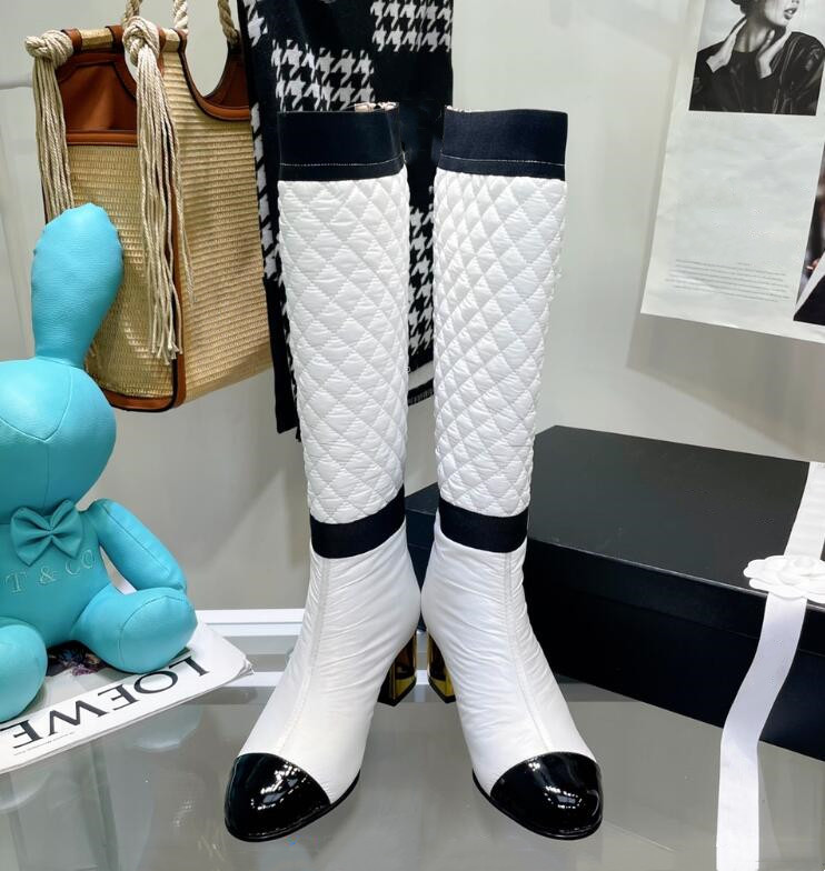 Fashion trendsetter big-brand boots are straight but knee-length zipper gold thick heel leather round bullet mouth white black beige