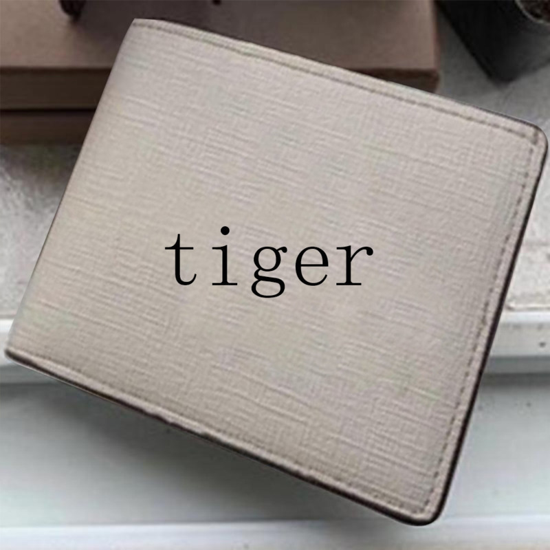 Designer men and women animal short leather wallet card holder Fashion wallet, light carrying strap, Khaki snake
Designer men and women animal short leather wallet card holder Fashion wallet, light carrying strap, Khaki snake