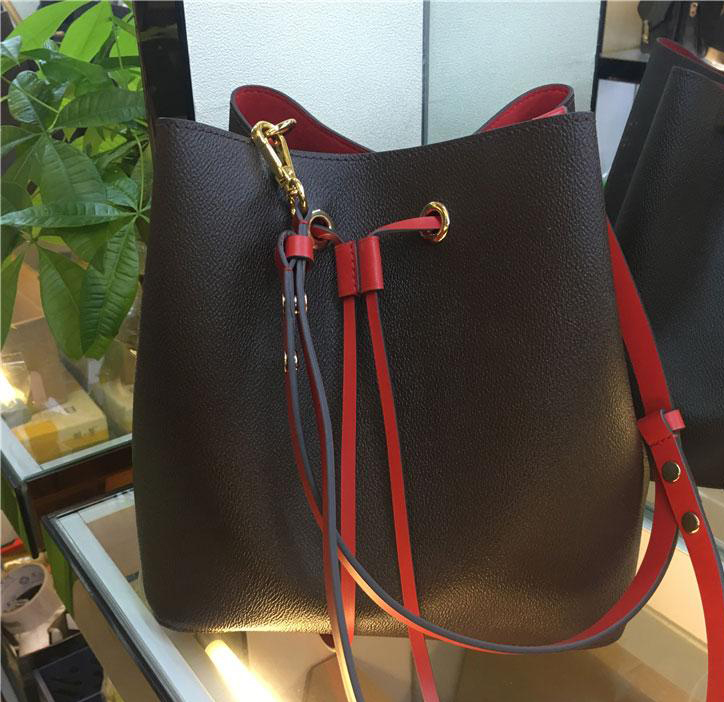 2021 Designer Famous handbags NEONOE shoulder bags Noé leather bucket bag women flower printing crossbody purse, Yellow
2021 Designer Famous handbags NEONOE shoulder bags Noé leather bucket bag women flower printing crossbody purse, Yellow