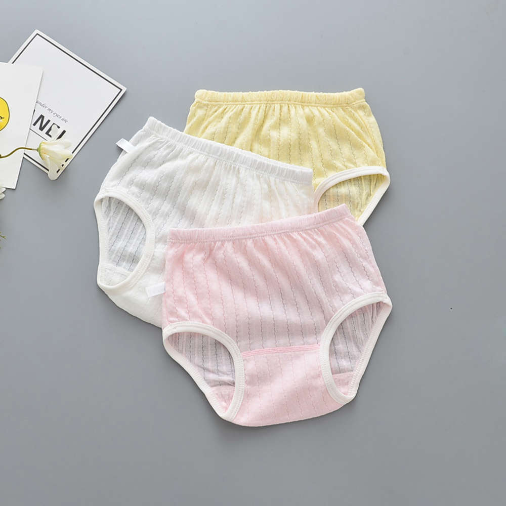 Summer children's underwear girls' Cotton Briefs soft middle and small comfortable breathable briefs bread shorts, Camo
Summer children's underwear girls' Cotton Briefs soft middle and small comfortable breathable briefs bread shorts, Camo